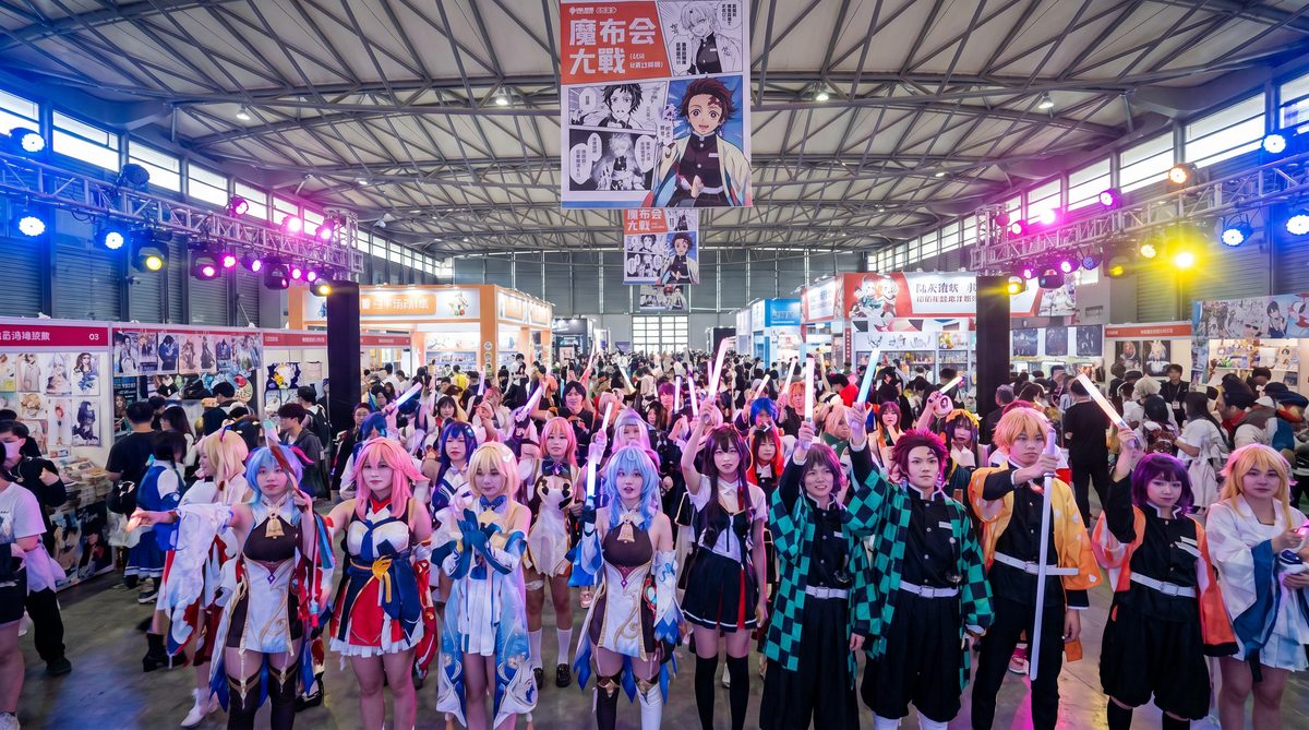 男同gv动漫cosplay视频